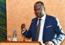 « Il nous appartient d’abord d’anticiper et d’évaluer les risques climatiques dans nos analyses macroéconomiques »Yvon Sana Bangui