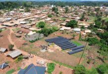 Le Cameroun investi 200 millions de Fcfa pour son premier mini-réseau solaire privé inauguré dans le cadre du Pacte énergétique national